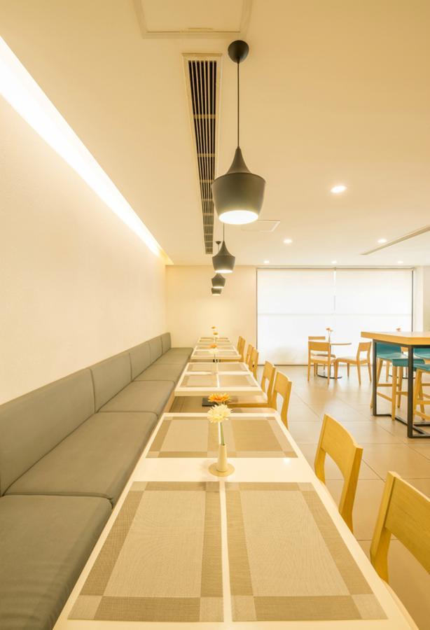 Hanting Express Shanghai Jiazhan Road Buitenkant foto