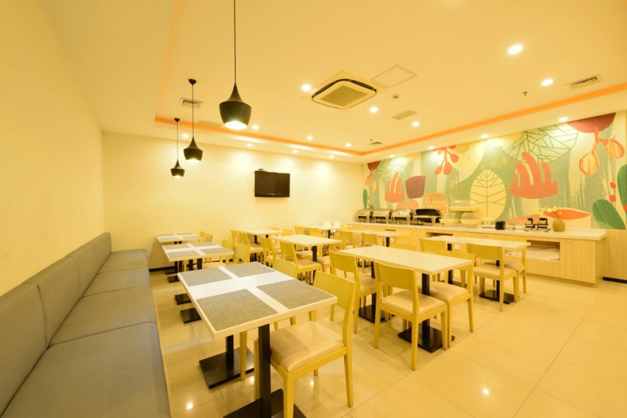 Hanting Express Shanghai Jiazhan Road Buitenkant foto