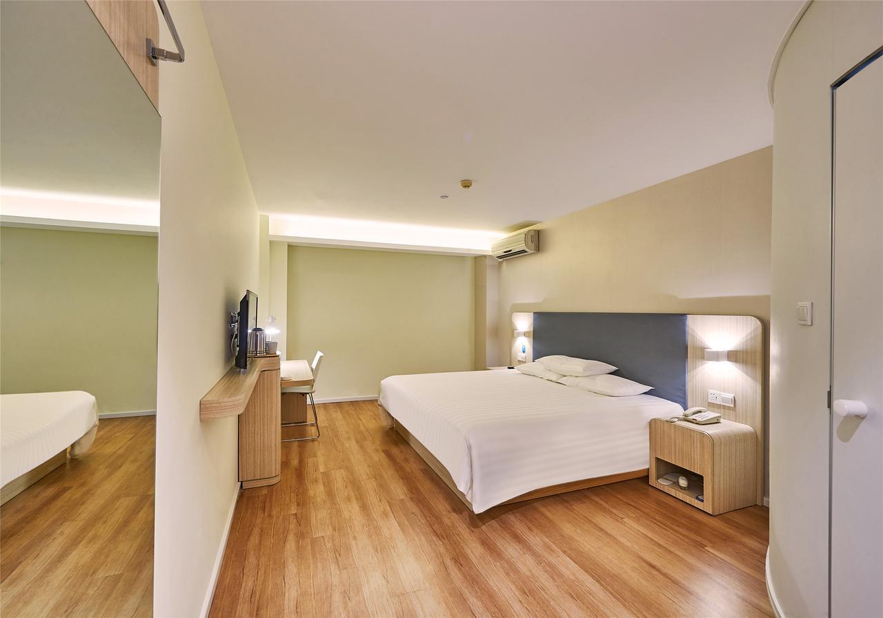 Hanting Express Shanghai Jiazhan Road Buitenkant foto